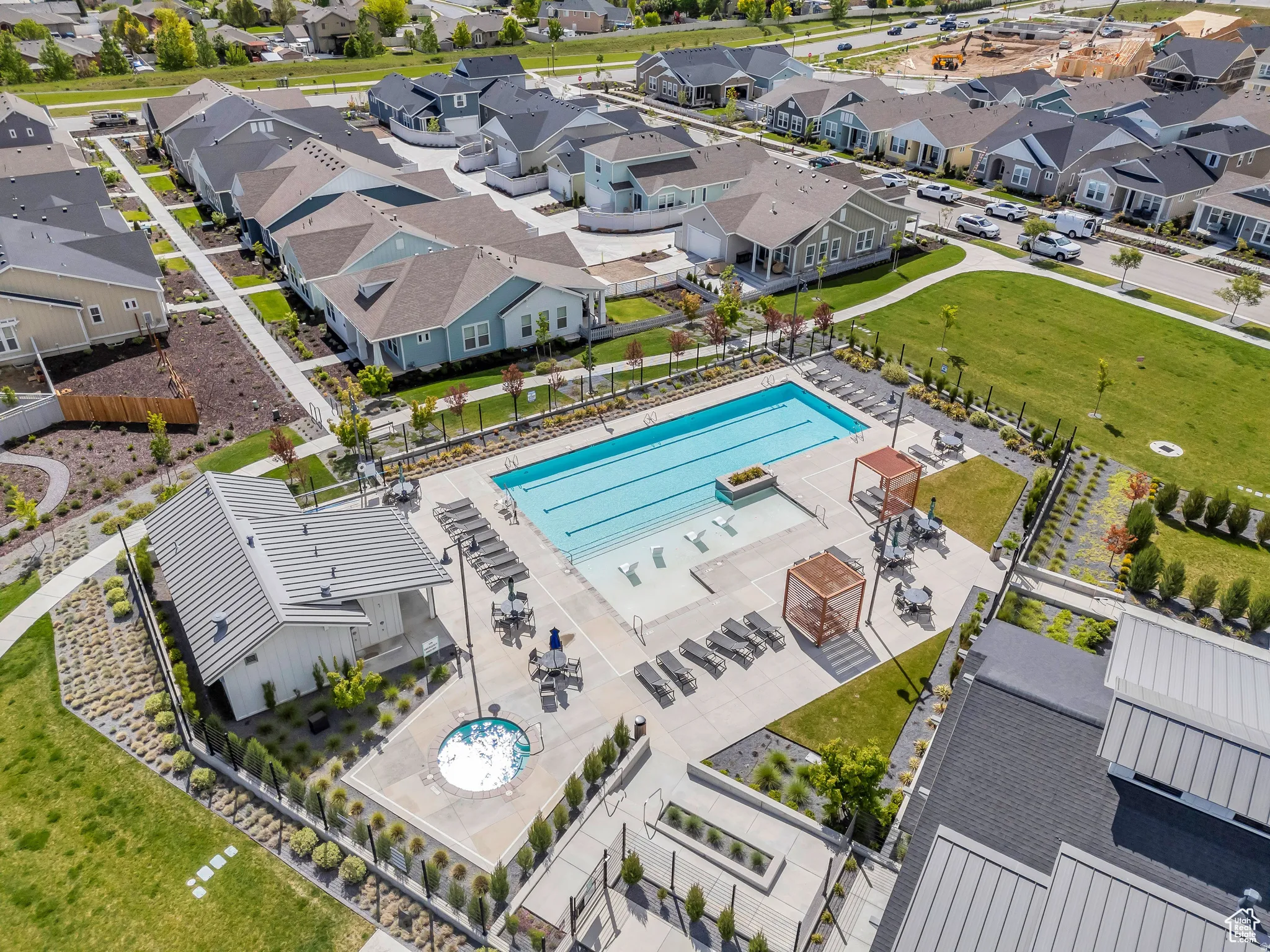 Springhouse Pool