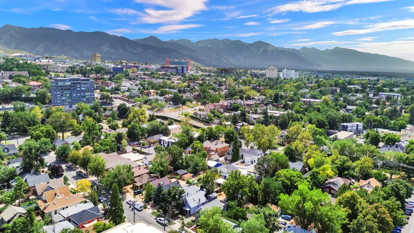 Four blocks to the University of Utah