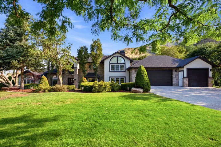 3311 Cove Cir, Layton, Utah 84040