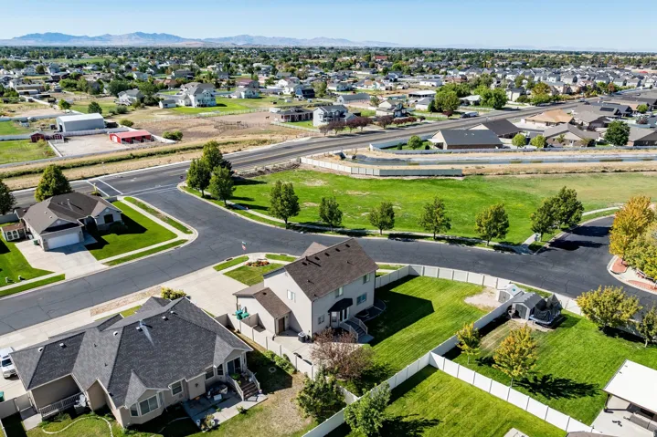 4464 S 3475 W, West Haven, Utah 84401