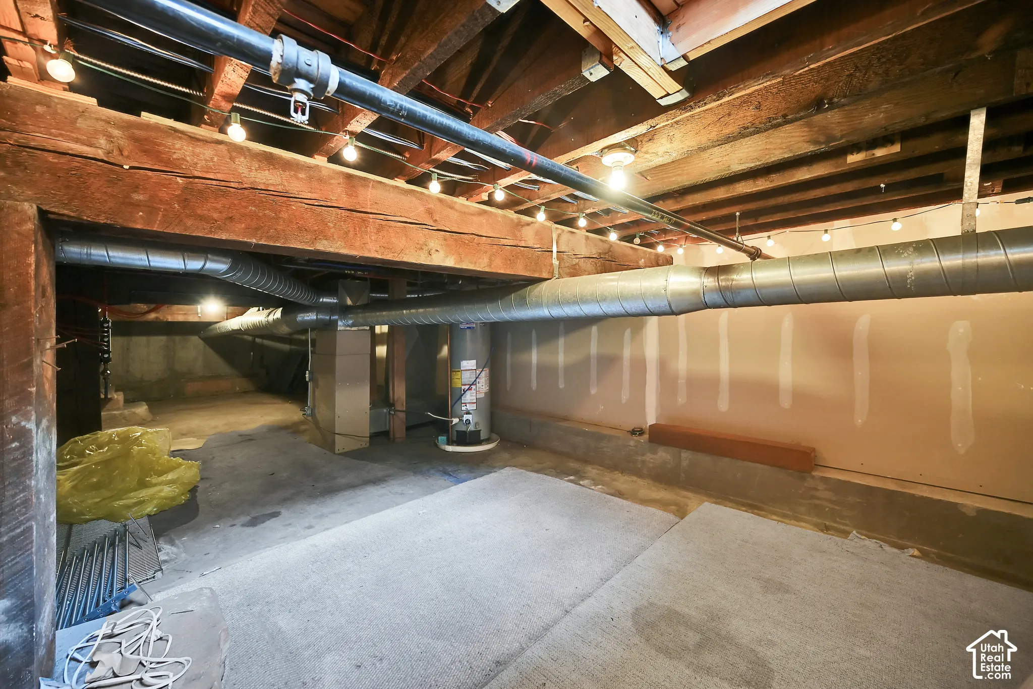crawl space