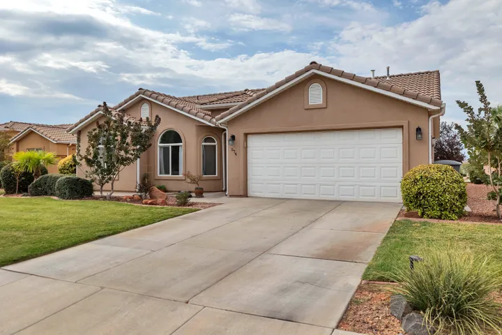 574 E 400 S, Ivins, Utah 84738