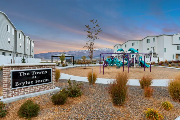 642 E Garden Grove Dr #337, Eagle Mountain, Utah 84005