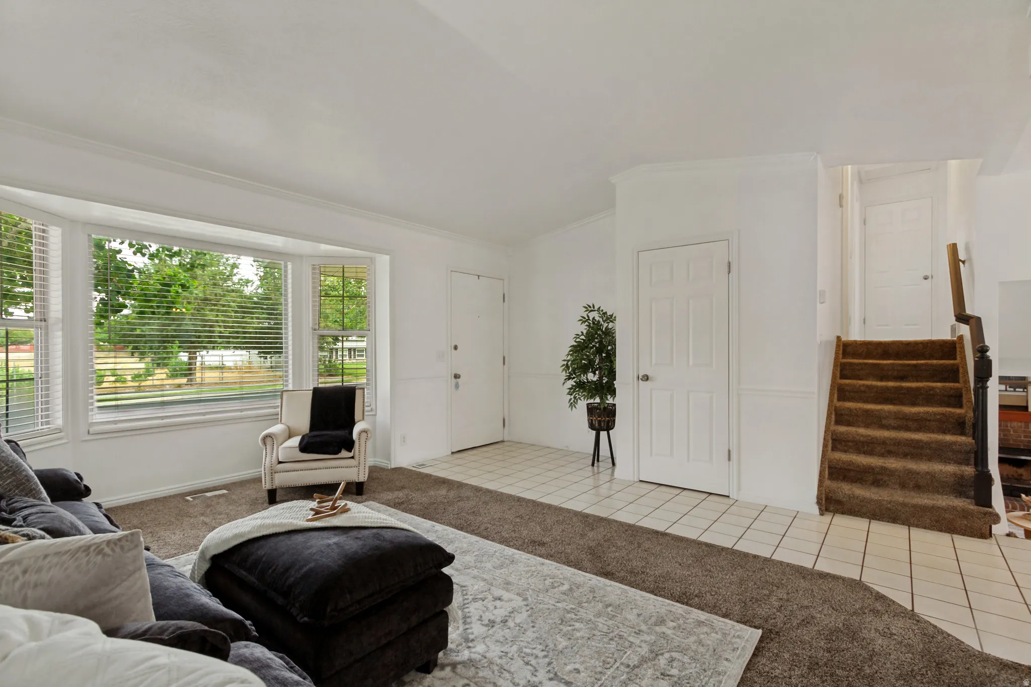 Formal living area