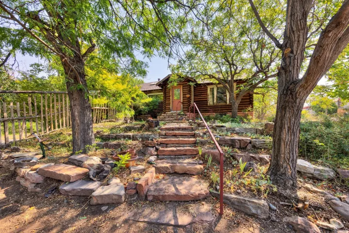 85 E 300 N, Moab, Utah 84532