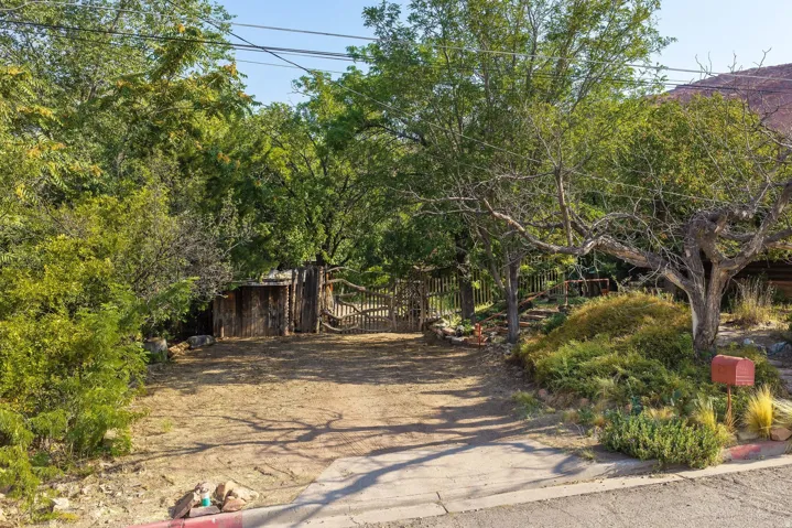 85 E 300 N, Moab, Utah 84532