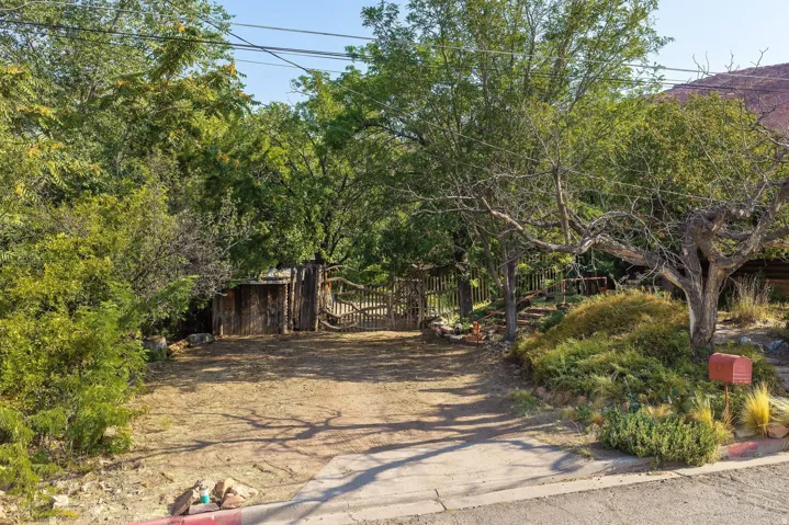 85 E 300 N, Moab, Utah 84532