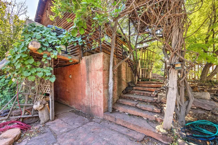 85 E 300 N, Moab, Utah 84532