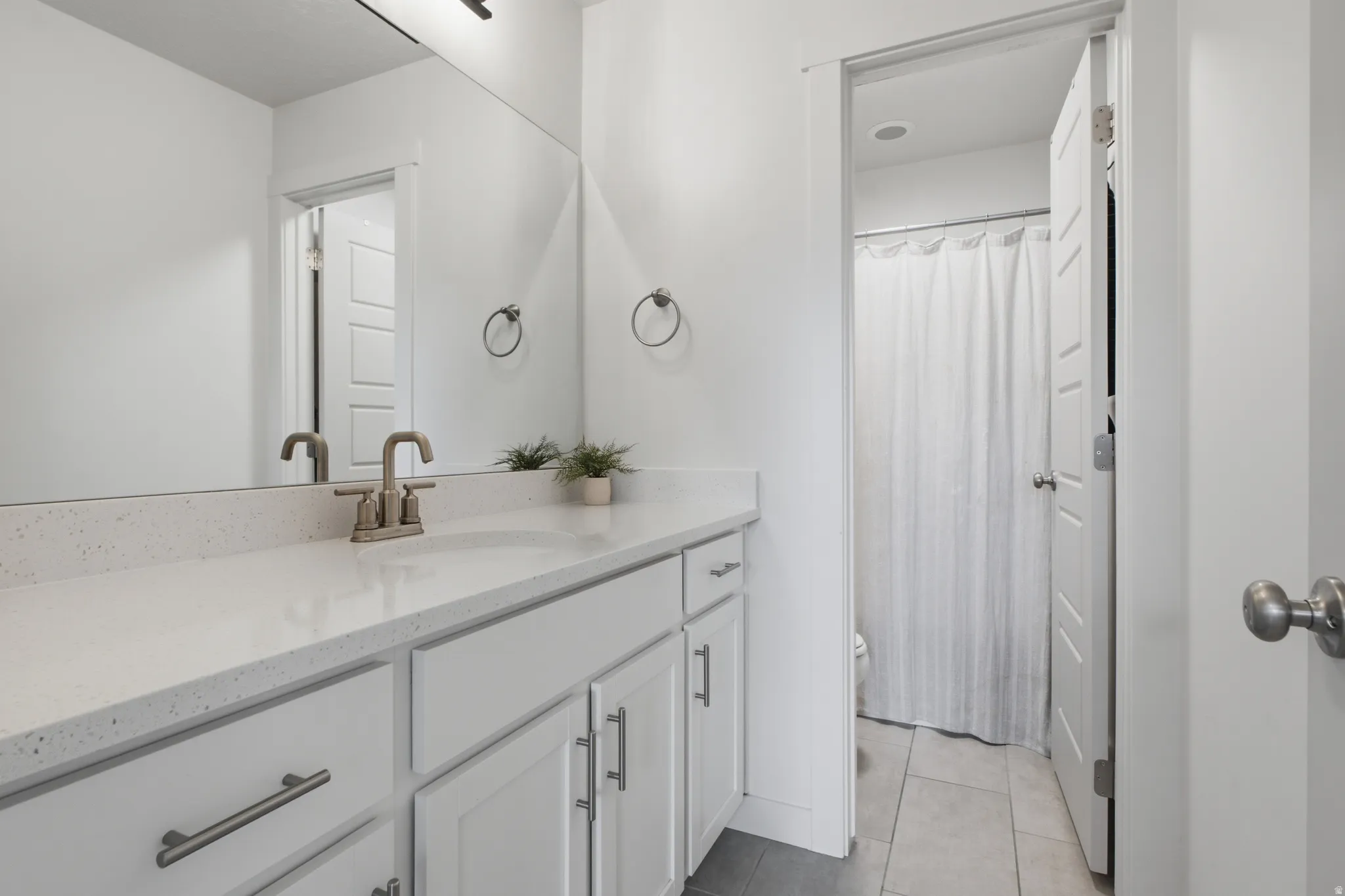 Upstairs bathroom