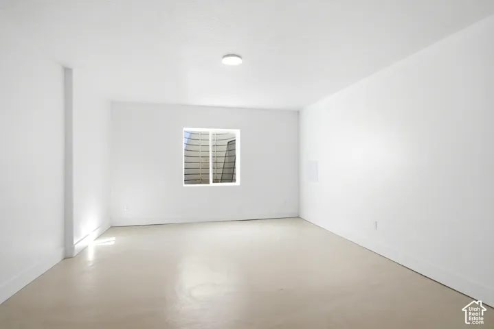 Potential 6th bedroom