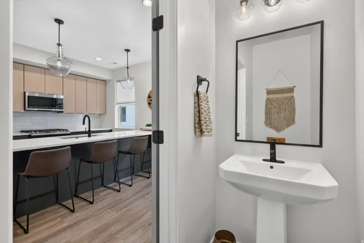527 W 620 N ##132, Centerville, Utah 84014