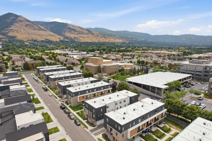527 W 620 N ##132, Centerville, Utah 84014