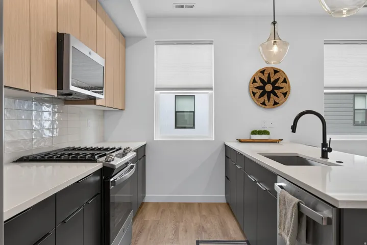 527 W 620 N ##132, Centerville, Utah 84014