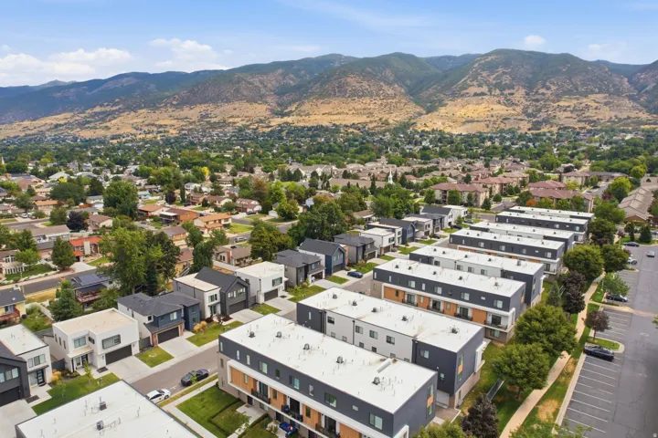 527 W 620 N ##132, Centerville, Utah 84014
