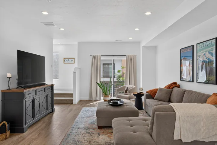 527 W 620 N ##132, Centerville, Utah 84014