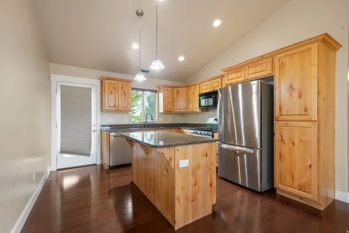 2284 E Rio Grande Dr #38, Spanish Fork, Utah 84660