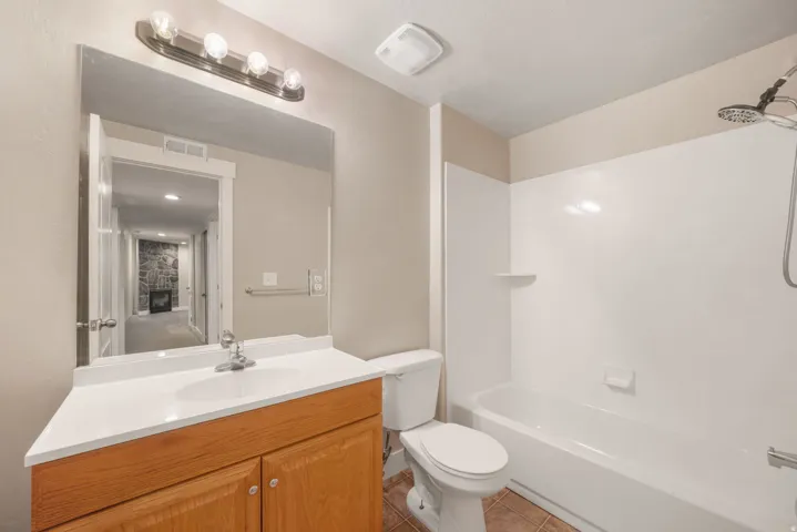 2284 E Rio Grande Dr #38, Spanish Fork, Utah 84660