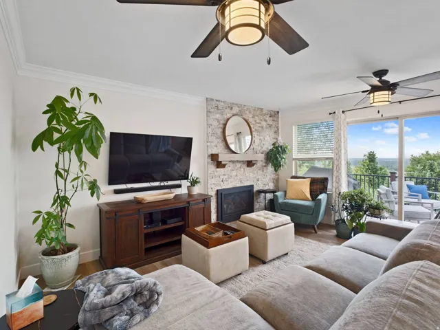 2415 E Campus Dr, Cottonwood Heights, Utah 84121