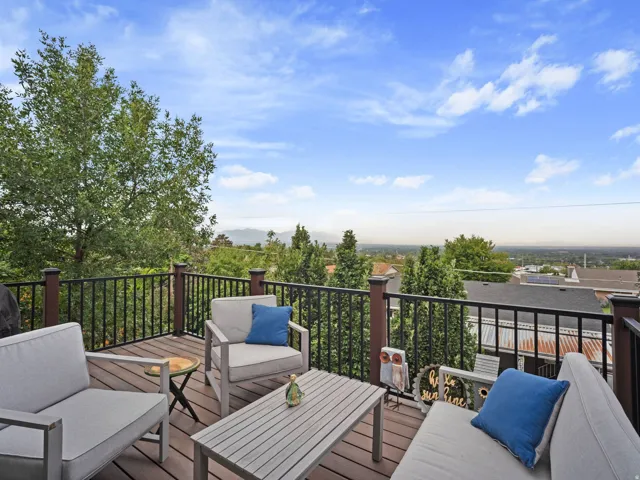 2415 E Campus Dr, Cottonwood Heights, Utah 84121