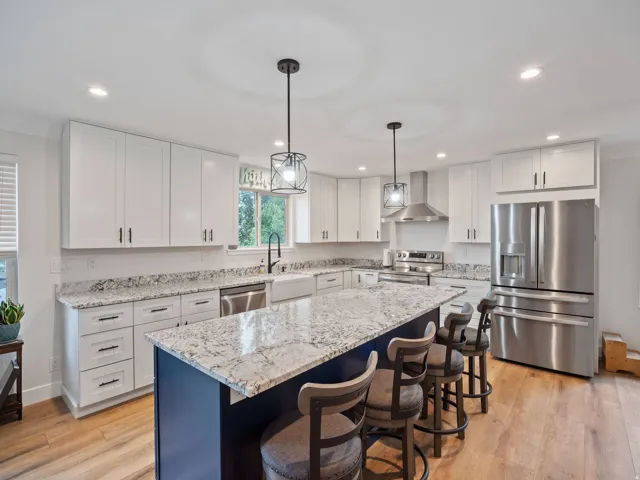 2415 E Campus Dr, Cottonwood Heights, Utah 84121