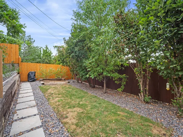 2415 E Campus Dr, Cottonwood Heights, Utah 84121