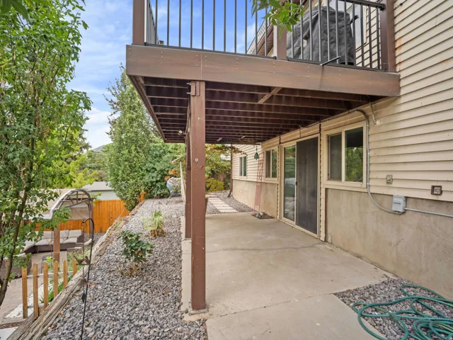 2415 E Campus Dr, Cottonwood Heights, Utah 84121