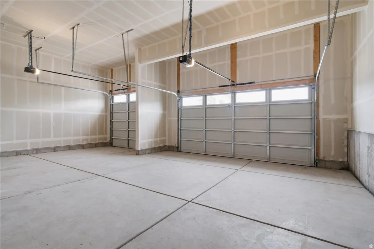 Garage Doors with Windows 9' 3 car Garage Door