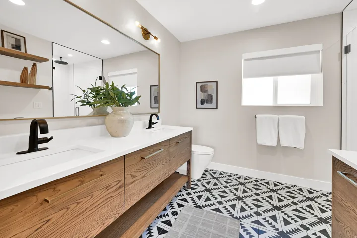 Primary bath