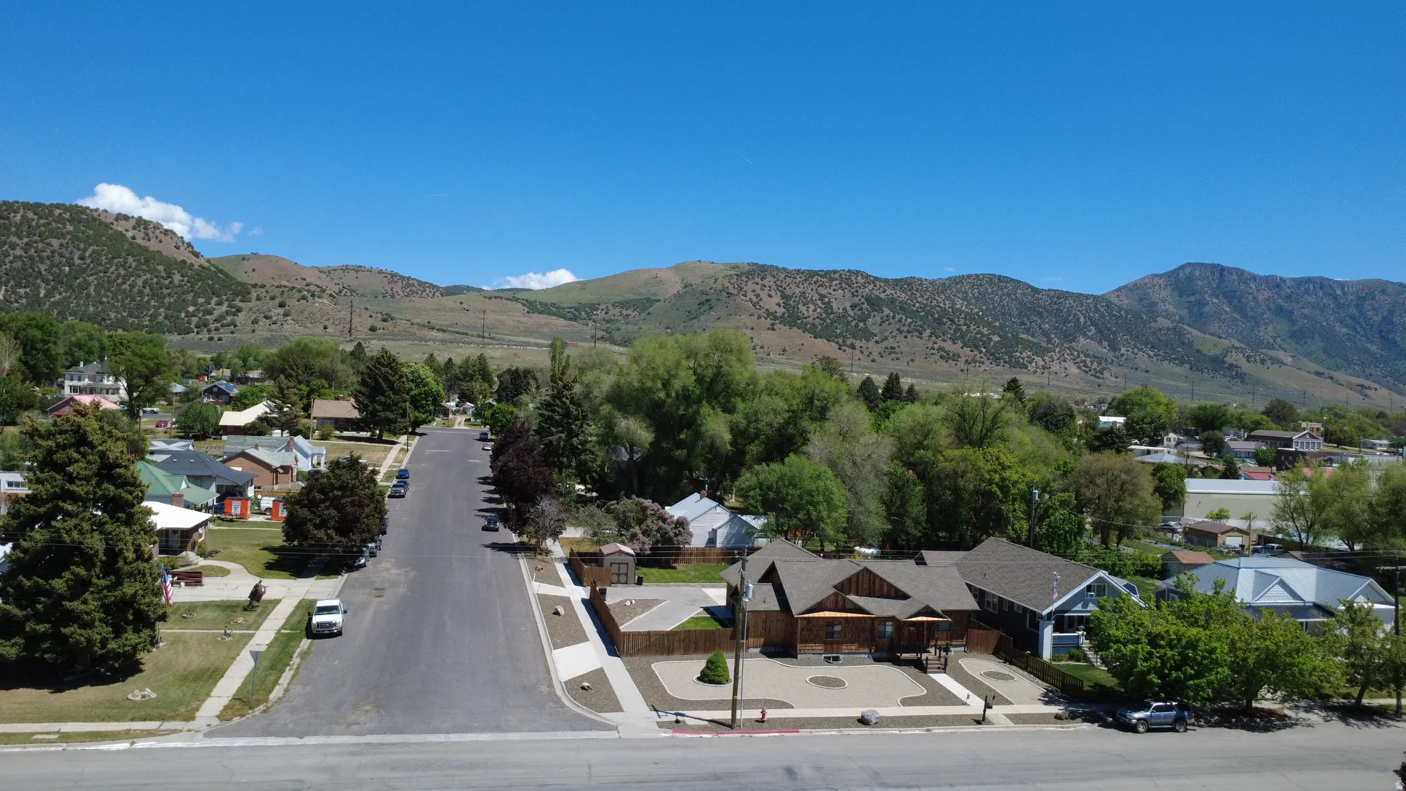 Mountain backdrop with established residential properties