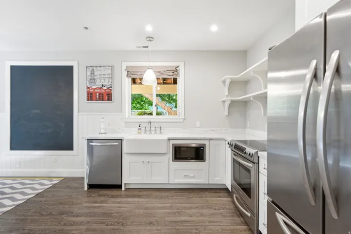 1017 N Oakridge Dr, Farmington, Utah 84025