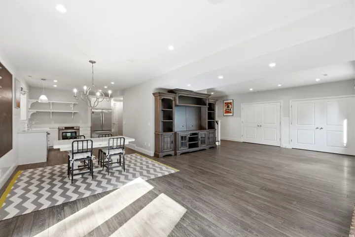1017 N Oakridge Dr, Farmington, Utah 84025