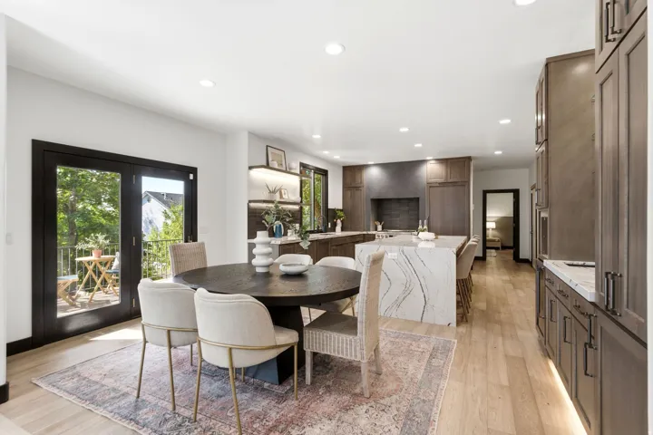1017 N Oakridge Dr, Farmington, Utah 84025