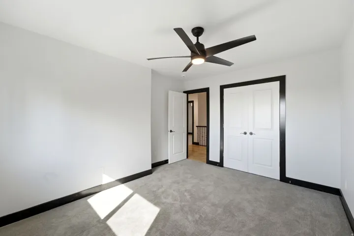 1017 N Oakridge Dr, Farmington, Utah 84025