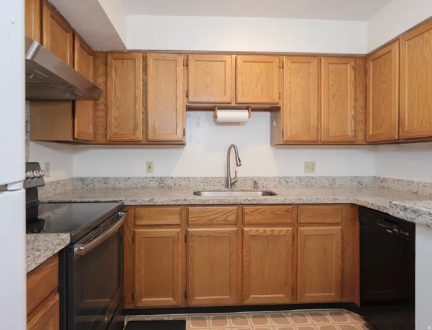 5420 S 350 E #38, Washington Terrace, Utah 84405