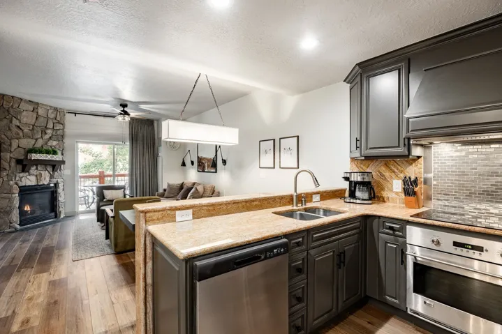3000 Canyons Resort Dr #4301, Park City, Utah 84098