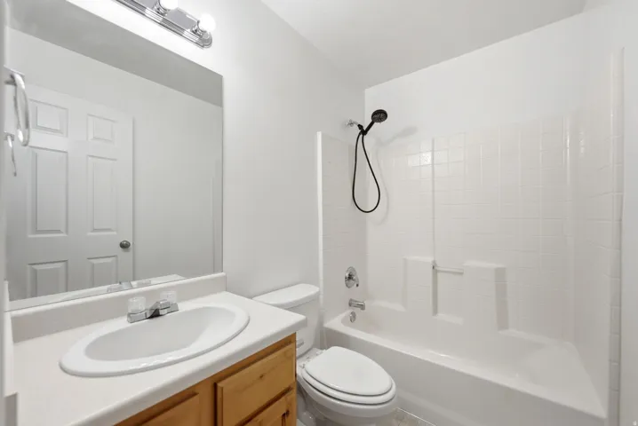 546 W 230 N, Layton, Utah 84041