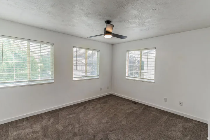 7097 S Longitude Ln #d, West Jordan, Utah 84084