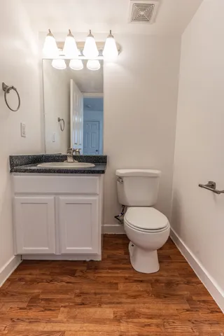7097 S Longitude Ln #d, West Jordan, Utah 84084