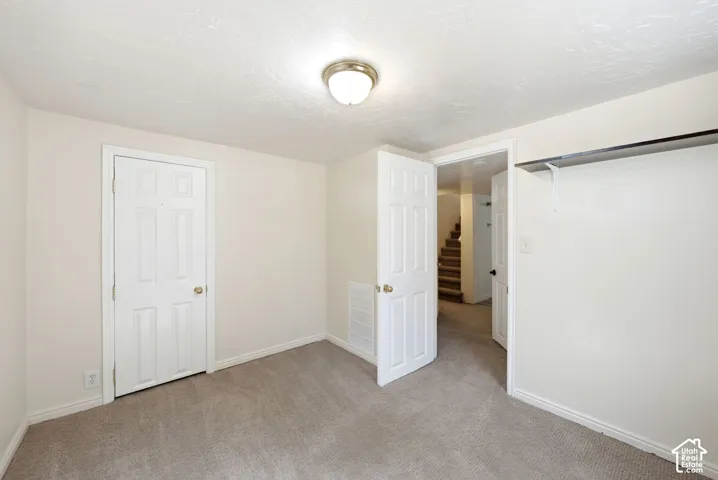 985 N American Beauty Dr, Salt Lake City, Utah 84116