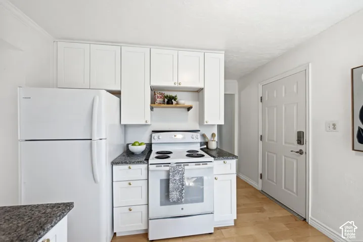 985 N American Beauty Dr, Salt Lake City, Utah 84116