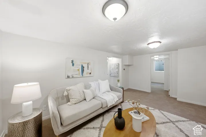 985 N American Beauty Dr, Salt Lake City, Utah 84116