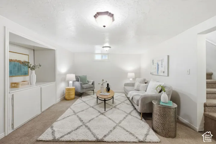 985 N American Beauty Dr, Salt Lake City, Utah 84116