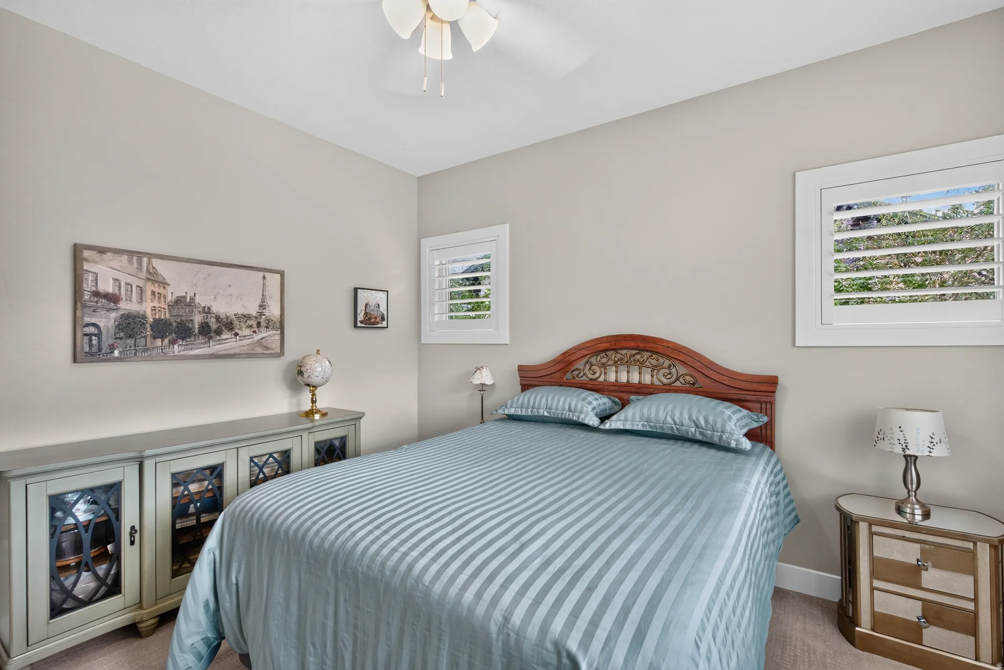 Comfortable secondary bedroom