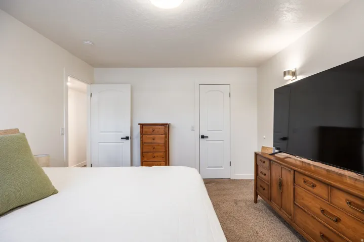 4878 S Highland Cir #2, Holladay, Utah 84117