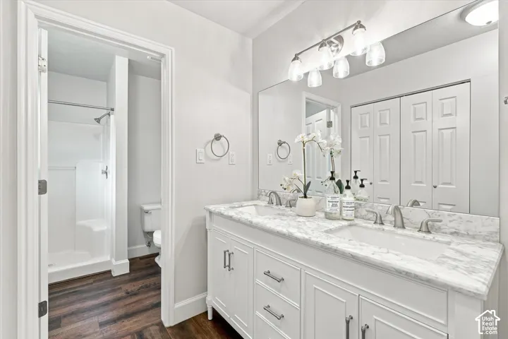 5954 W Canterbury Park Cir, Highland, Utah 84003
