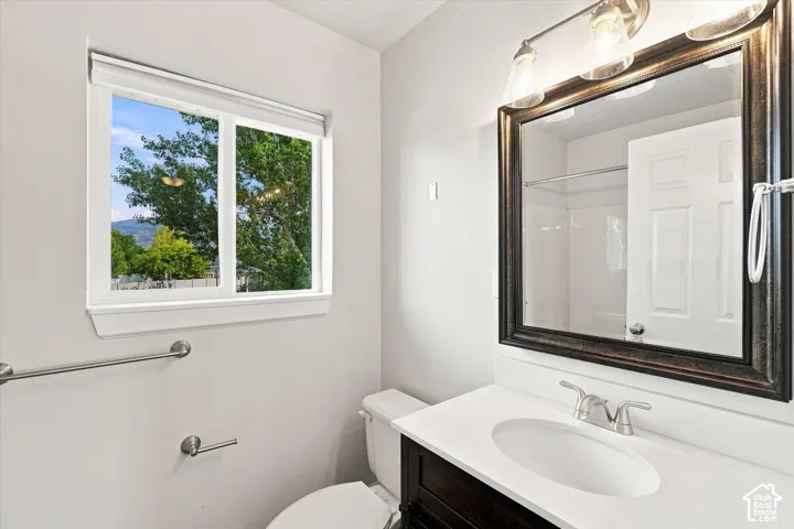 5954 W Canterbury Park Cir, Highland, Utah 84003