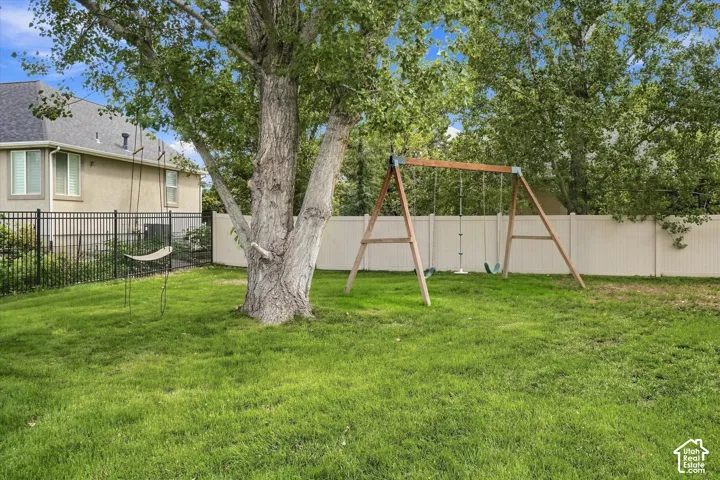 5954 W Canterbury Park Cir, Highland, Utah 84003