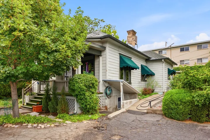 533 S Isabella Ct, Salt Lake City, Utah 84102