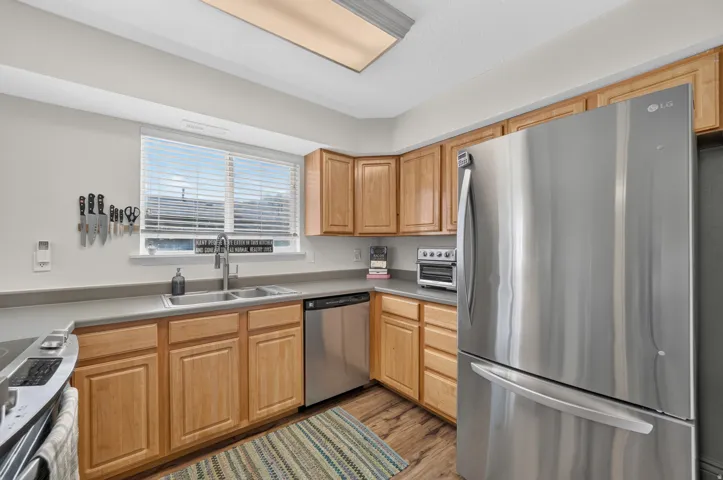 563 W Fine Dr, Salt Lake City, Utah 84115