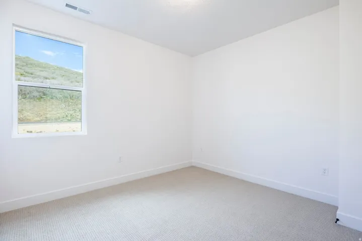 487 W Ascent Dr #215, Hideout, Utah 84036